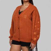 Carregar imagem no visualizador da galeria, Cardigan The Life of a Showgirl