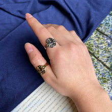 Carregar imagem no visualizador da galeria, Anel "Meet Me"