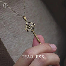 Carregar imagem no visualizador da galeria, Colar Fearless com caixa - worldheart