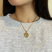 Carregar imagem no visualizador da galeria, Colar &quot;Meet Me&quot;
